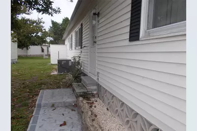 6427 Fleetwood Court, North Port, FL 34287 - Photo 25