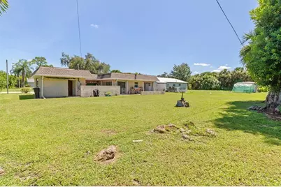 18579 Robinson Avenue, Port Charlotte, FL 33948 - Photo 29