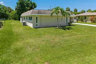 18579 Robinson Ave, Port Charlotte, FL 33948 - Photo 37