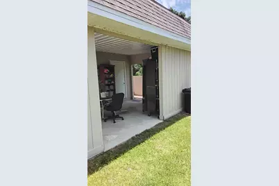 18579 Robinson Avenue, Port Charlotte, FL 33948 - Photo 5