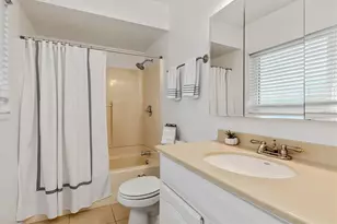 18579 Robinson Ave, Port Charlotte, FL 33948 - Photo 17