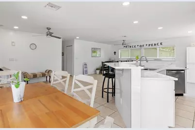 18579 Robinson Avenue, Port Charlotte, FL 33948 - Photo 13