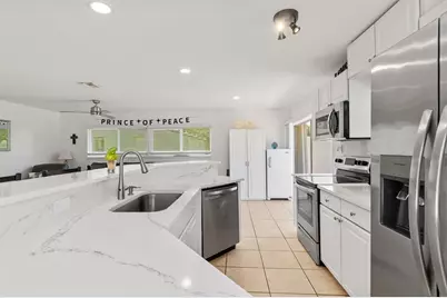 18579 Robinson Avenue, Port Charlotte, FL 33948 - Photo 11