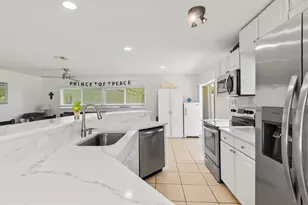 18579 Robinson Ave, Port Charlotte, FL 33948 - Photo 11