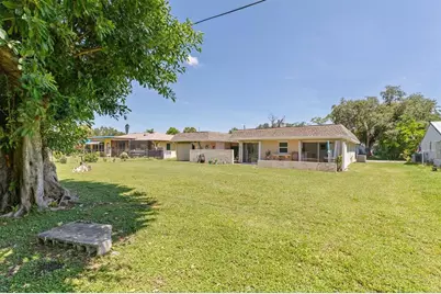 18579 Robinson Avenue, Port Charlotte, FL 33948 - Photo 31