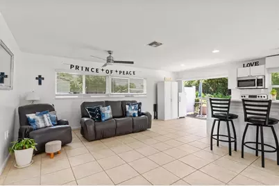 18579 Robinson Avenue, Port Charlotte, FL 33948 - Photo 5