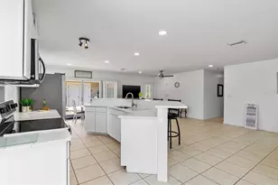 18579 Robinson Ave, Port Charlotte, FL 33948 - Photo 7