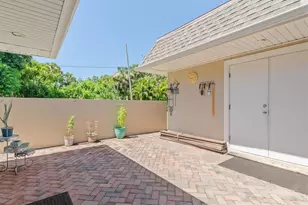 18579 Robinson Ave, Port Charlotte, FL 33948 - Photo 25