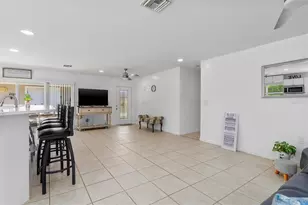 18579 Robinson Ave, Port Charlotte, FL 33948 - Photo 7