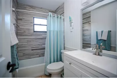 2719 Forest Knoll Drive, Sarasota, FL 34232 - Photo 15