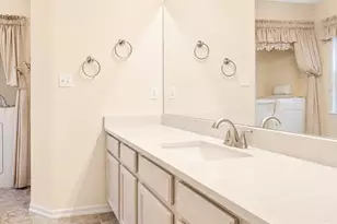 6032 Magpie Dr, Lakeland, FL 33809 - Photo 9