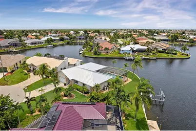 1230 Swan Court, Punta Gorda, FL 33950 - Photo 3