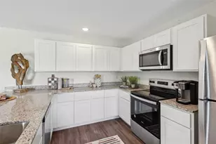 7073 Roman Ave, North Port, FL 34291 - Photo 15