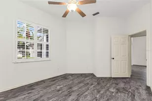 834 Montrose Dr, Venice, FL 34293 - Photo 17