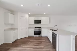 2324 Oklahoma Dr, Sumterville, FL 33585 - Photo 11