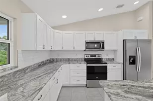 2580 Vogler Ln, North Port, FL 34286 - Photo 7