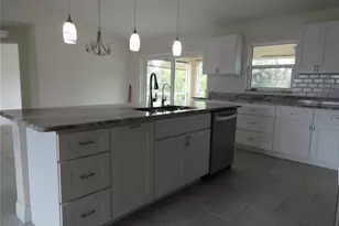 2580 Vogler Ln, North Port, FL 34286 - Photo 5
