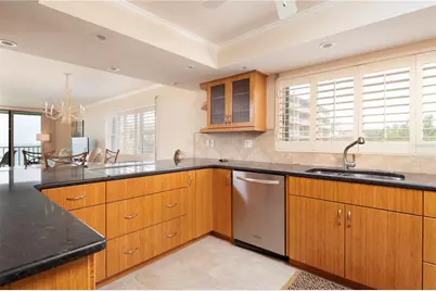 2675 Gulf Of Mexico Drive #204, Longboat Key, FL 34228 - Photo 13