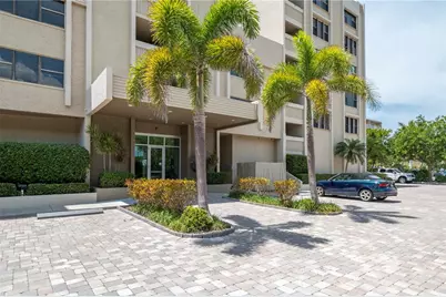 2675 Gulf Of Mexico Drive #204, Longboat Key, FL 34228 - Photo 5
