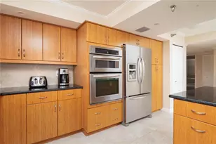 2675 Gulf of Mexico Dr, Longboat Key, FL 34228 - Photo 11