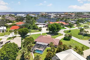 401 Norma Ct, Punta Gorda, FL 33950 - Photo 3
