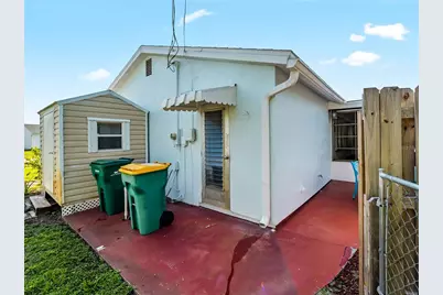 119 Oldenburgh Court NE, Port Charlotte, FL 33952 - Photo 31