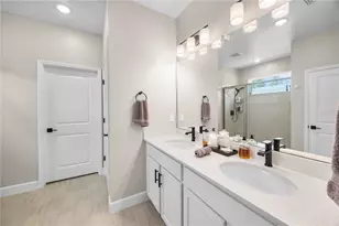 4916 Hader Rd, North Port, FL 34288 - Photo 17
