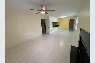 3638 59th Avenue W #3638, Bradenton, FL 34210 - Photo 5