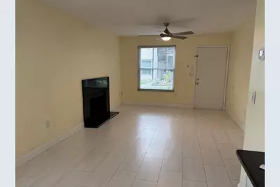 3638 59th Avenue W #3638, Bradenton, FL 34210 - Photo 7