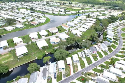 125 Brookshire Drive, Nokomis, FL 34275 - Photo 19