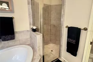 194 Montelluna Dr, North Venice, FL 34275 - Photo 31