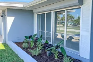 326 Wherley Ave SE, Port Charlotte, FL 33952 - Photo 57