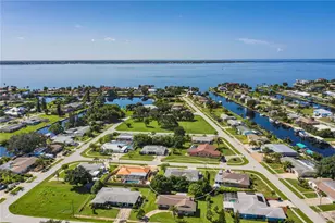 326 Wherley Ave SE, Port Charlotte, FL 33952 - Photo 5