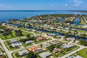 326 Wherley Ave SE, Port Charlotte, FL 33952 - Photo 9