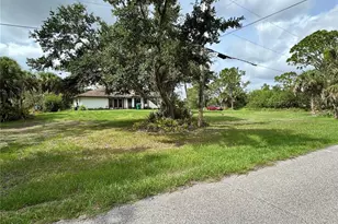 13075 Batlin Ave, Port Charlotte, FL 33953 - Photo 27
