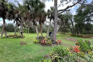 13075 Batlin Ave, Port Charlotte, FL 33953 - Photo 5