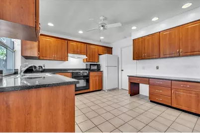 5012 Palm Aire Drive, Sarasota, FL 34243 - Photo 11