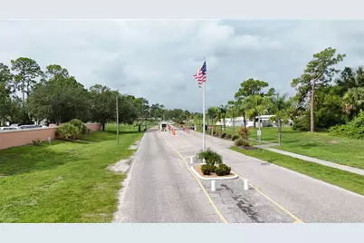 5747 Holiday Park Boulevard, North Port, FL 34287 - Photo 37