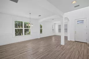 5934 Anise Dr, Sarasota, FL 34238 - Photo 3