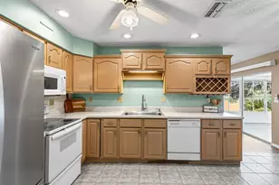 4135 Cotton Tail Dr, New Port Richey, FL 34653 - Photo 15