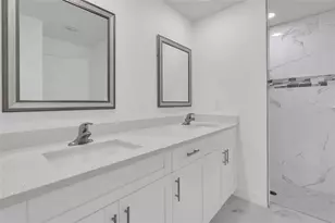 310 NE 9th Terrace, Cape Coral, FL 33909 - Photo 17