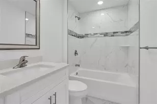 310 NE 9th Terrace, Cape Coral, FL 33909 - Photo 23