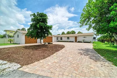 211 Bahia Vista Drive, Englewood, FL 34223 - Photo 5