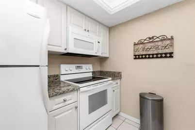 4000 Oakview Drive #L4, Port Charlotte, FL 33980 - Photo 11