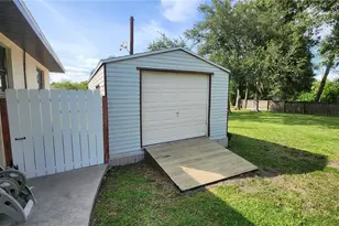 19842 Midway Blvd, Port Charlotte, FL 33948 - Photo 43