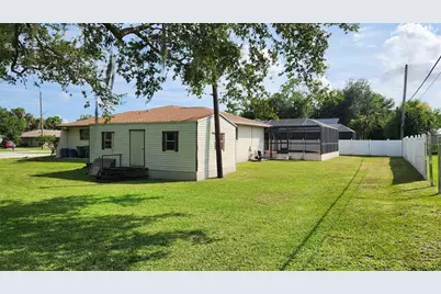 19842 Midway Blvd, Port Charlotte, FL 33948 - Photo 15