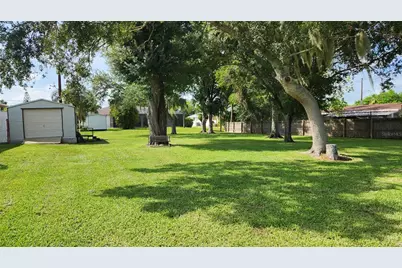 19842 Midway Blvd, Port Charlotte, FL 33948 - Photo 11