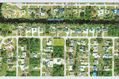 3239 Manhattan Street, Port Charlotte, FL 33952 - Photo 9