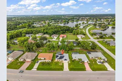 2399 Rio De Janeiro Avenue, Punta Gorda, FL 33983 - Photo 5