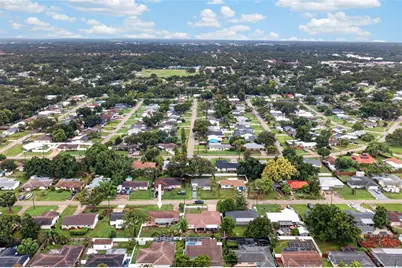 4701 Spahn Street, Sarasota, FL 34232 - Photo 3